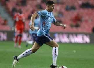 Youcef Atal at OM: Algerian International Addresses Controversy news-08072024-105312