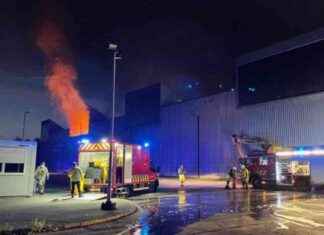 Fire at a Waste Recycling Center in Mont-Saint-Guibert news-30082024-104257