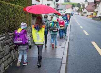 Encouraging Health: Young People in Fribourg Encouraged to Walk to School news-18092024-192748