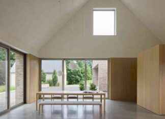 La Maison des Lauriers : Les Volumes à Pignons Célèbrent la Sérénité Rurale la-maison-des-lauriers-les-volumes-pignons-clbrent-la-srnit-rurale