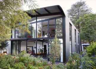 Maison A-Frame réimaginée en Afrique du Sud à vendre à 210 000 $ maison-a-frame-rimagine-en-afrique-du-sud-vendre-210-000