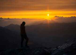 Meuble TV Blanc: Élégance Et Simplicité Pour Votre Salon Meuble TV Blanc: Élégance Et Simplicité Pour Votre Salon
