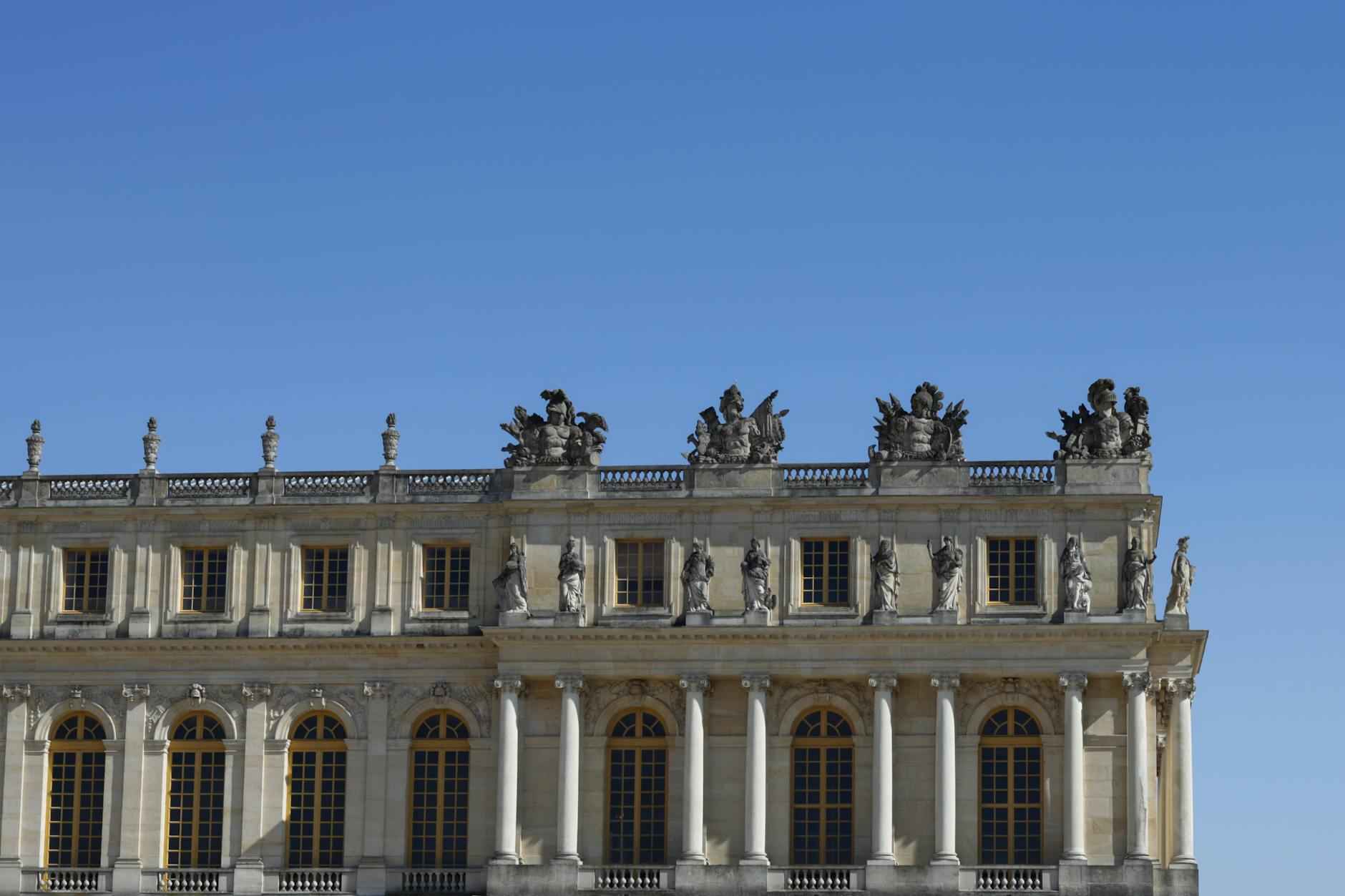 Créer des Zones de Rangement Thématiques