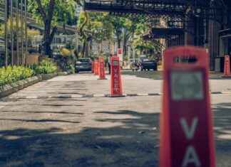 Valet De Chambre: Pratique Et Élégant Pour Votre Chambre Valet De Chambre: Pratique Et Élégant Pour Votre Chambre