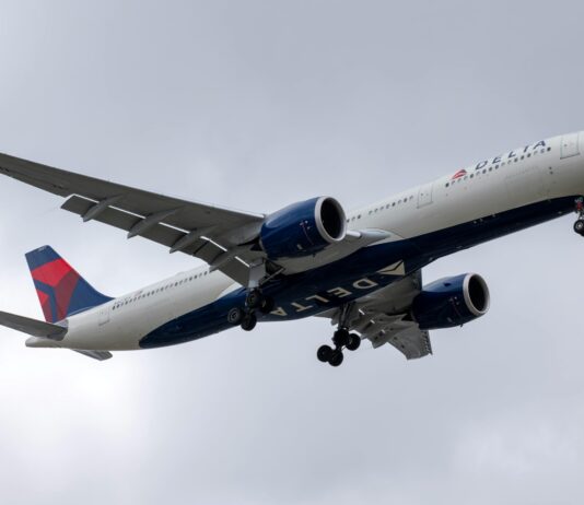 Unveiling the Hidden Costs of Flight Diversions: Delta Flight DL275 Diverted from LAX Delta Airlines, Delta Flight DL275, Flight DL275, Flight Diversions, Travel News, Airline Policies, LAX Diversion, Delta Flight DL275 Diverted LAX