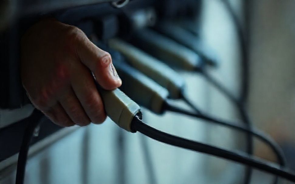 Pourquoi les câbles électriques doivent-ils être cachés