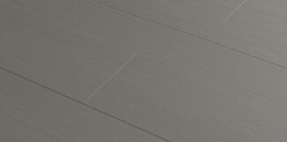 Transformez votre sol carrelé avec une peinture durable et esthétique